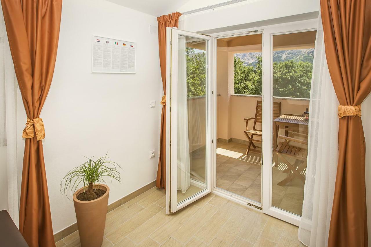 Residence Mediterraneo II Baška Exterior foto